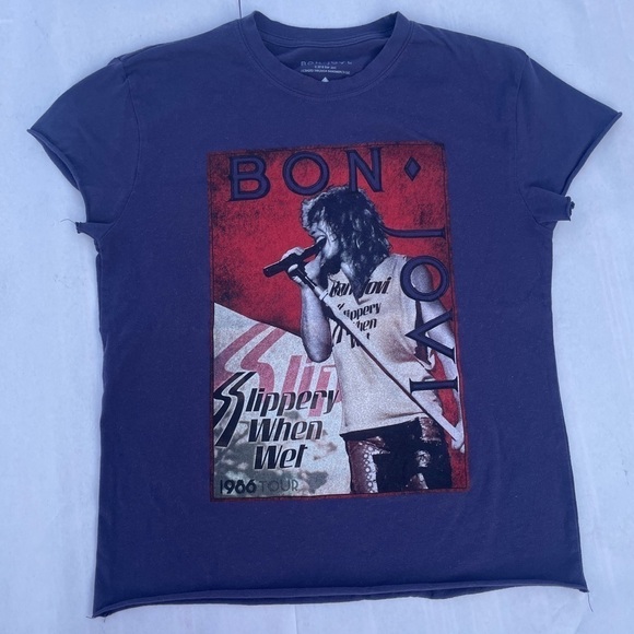 Bon Jovi 1986 Slippery When Wet T Shirt size xs - Picture 1 of 11